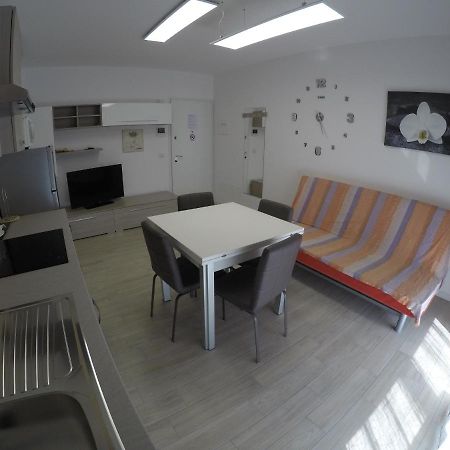 Residence Caorle Trilocale Con Piscina - Agenzia Cocal Eksteriør billede