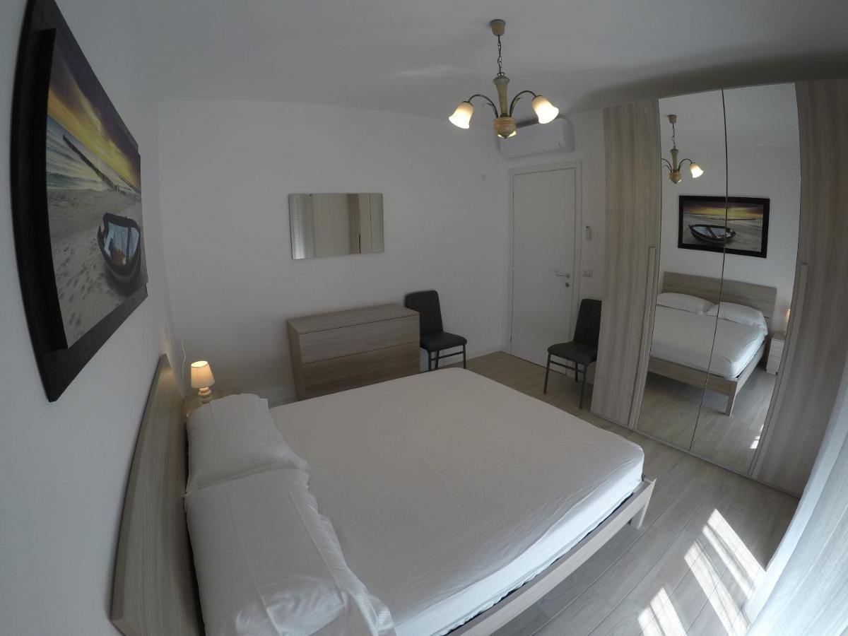 Residence Caorle Trilocale Con Piscina - Agenzia Cocal Eksteriør billede